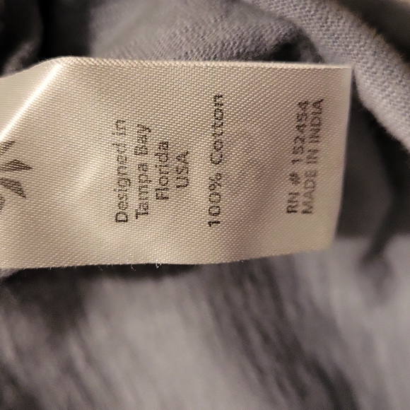 NWT CAITE embroidered hoodie. - Picture 8 of 9